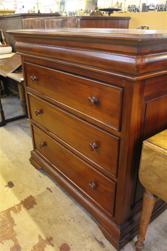 Mahogany three drawer chest